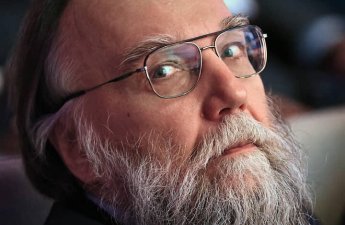 Ağıl­sız fəlsəfə: Aleksandr Duqinin yüksəliş anatomiyası