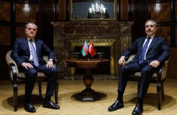 Türkiyə və Azərbaycan XİN başçıları regional məsələləri müzakirə etdi