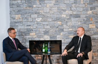 Ильхам Алиев встретился в Давосе с президентом Финляндии-ФОТО