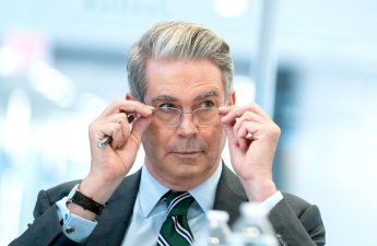 Бессент призвал ЕС воздержаться от ответных мер на американские пошлины из-за Гренландии