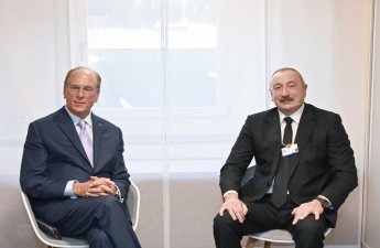 İlham Əliyev Davosda 