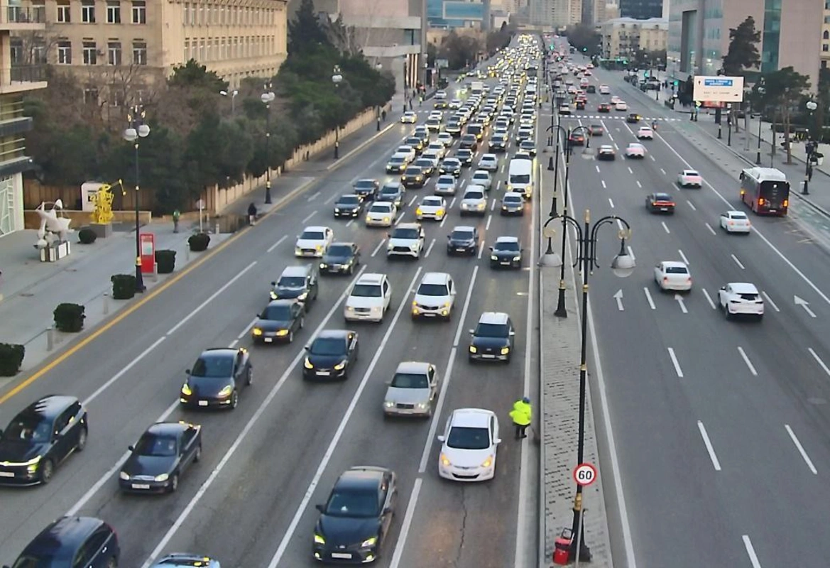 Bakının bu küçələrində sıxlıq var - SİYAHI