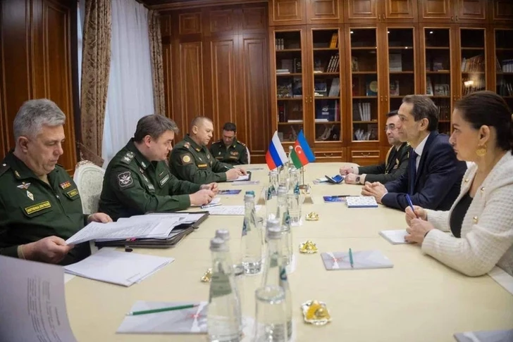 Посол Азербайджана в Москве встретился с замминистра обороны России