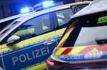 СМИ: Полиция задержала пытавшихся вывести из строя частный самолет Мерца