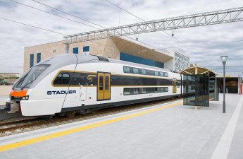 Бакметрополитен обсудил закупку 300 новых вагонов с компанией Stadler Rail Group