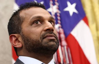 Директор ФБР вывез из Мексики в США двух разыскиваемых преступников