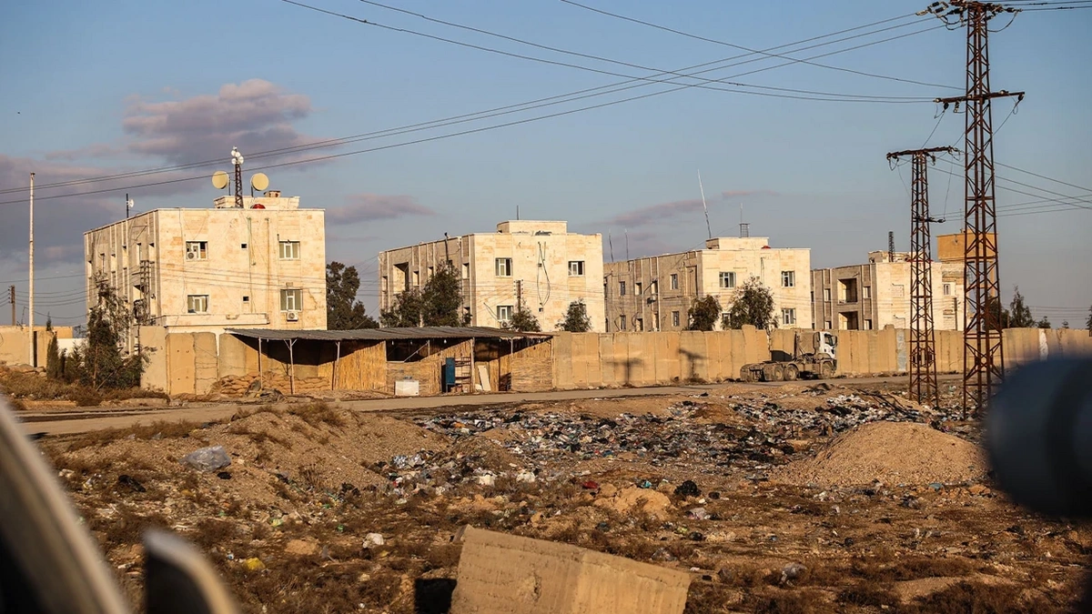 Suriya ordusu Rakkada İŞİD-çilərin olduqları həbsxananı nəzarət altına alıb