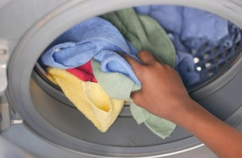 Paltaryuyan maşında pis qoxu və kifdən necə qurtulmalı? – Az bilinən üç üsul