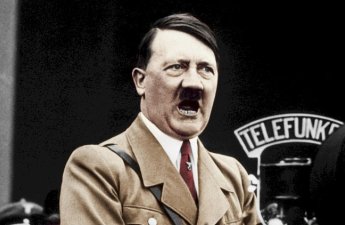 Nasist liderin rəsmləri hərraca çıxarıldı