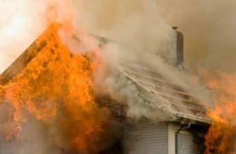 Zaqatalada ev yandı