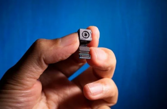 Azərbaycanda yüksəkvəzifəli məmurun evinə gizli kamera quraşdıran şəxs həbs olunub