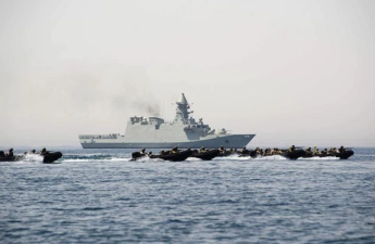 Çin qəzaya uğramış yük gəmisindəki 17 dənizçini Filippinə təhvil verib