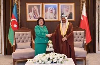 Sahibə Qafarova Bəhreynin Şura Məclisinin sədri ilə görüşdü