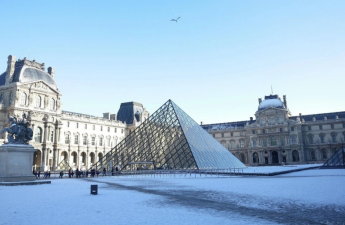 Luvr dördüncü dəfə tətil səbəbindən ziyarətçilər üçün bağlanıb