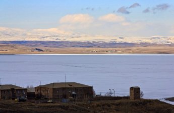 В Нахчыване замерзло Арпачайское водохранилище