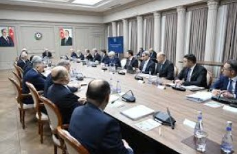 Кабмин обсудил экологическое состояние Каспийского моря и Бакинской бухты