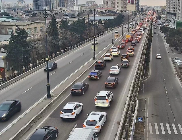 Bakının bu küçələrində sıxlıq var - SİYAHI