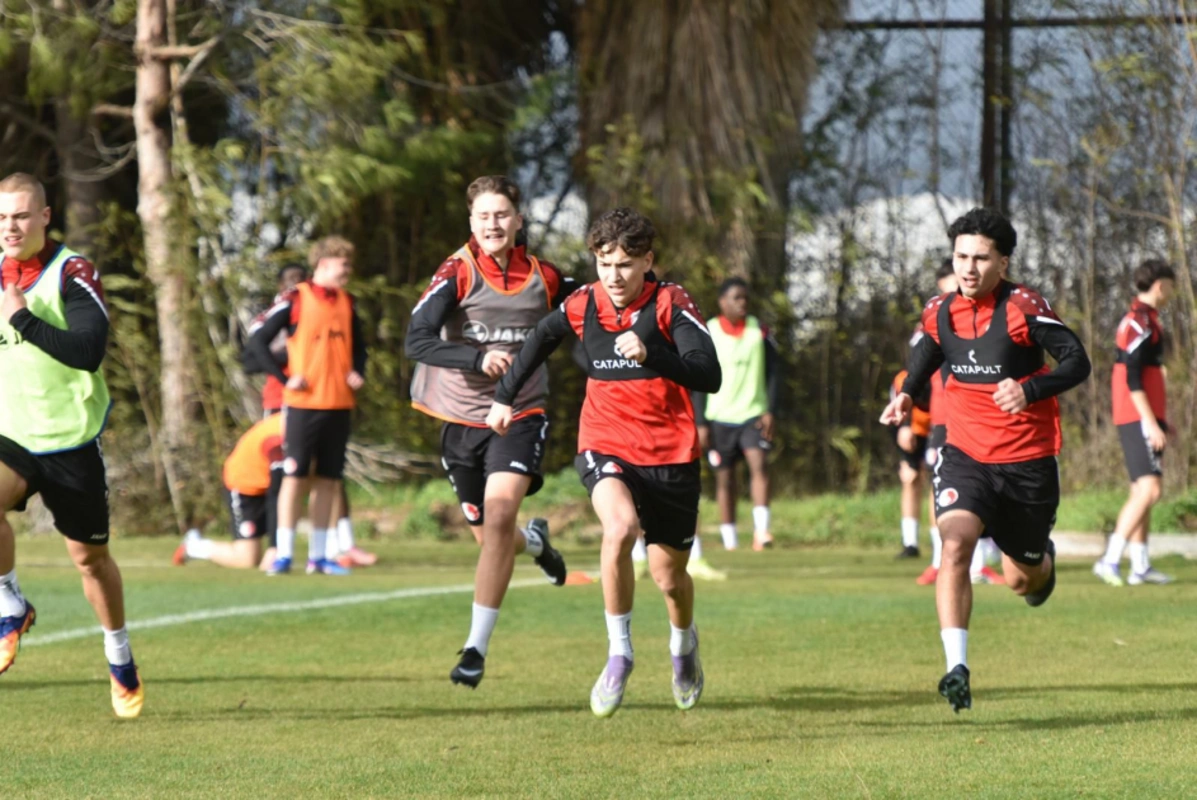 Azərbaycan millisinin futbolçusu Almaniyada komandasını dəyişib