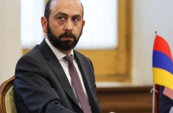Mirzoyan Erməni Apostol Kilsəsinin keşişlərini hökuməti devirməyə cəhddə ittiham etdi