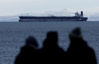 Trampdan Putinə daha bir jest: Rusiyanın qaçaqmalçı neft tankerini geri qaytardı...