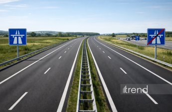 В Азербайджане вырос объем грузовых и пассажирских перевозок