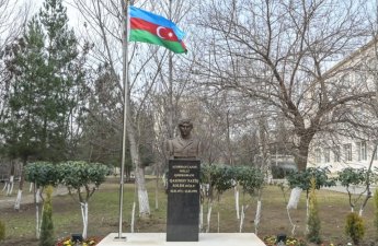 Natiq Qasımovun oxuduğu məktəbdə büstünün açılışı oldu - FOTO