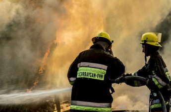 Abşeron Gənclər Şəhərciyində yanğın olub