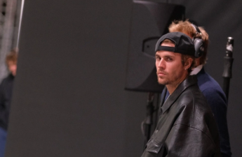 Castin Biber uzun müddətdən sonra səhnəyə qayıdır