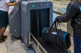 Azərbaycanda vəzifəli şəxs 18 kq qızılla tutuldu - Evində silah gizlədirmiş