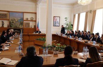 Konstitusiya Məhkəməsi Aparatının hesabat iclası keçirilib