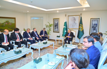 Xələf Xələfov Pakistanın XİN başçısı ilə ikitərəfli əməkdaşlığı müzakirə edib