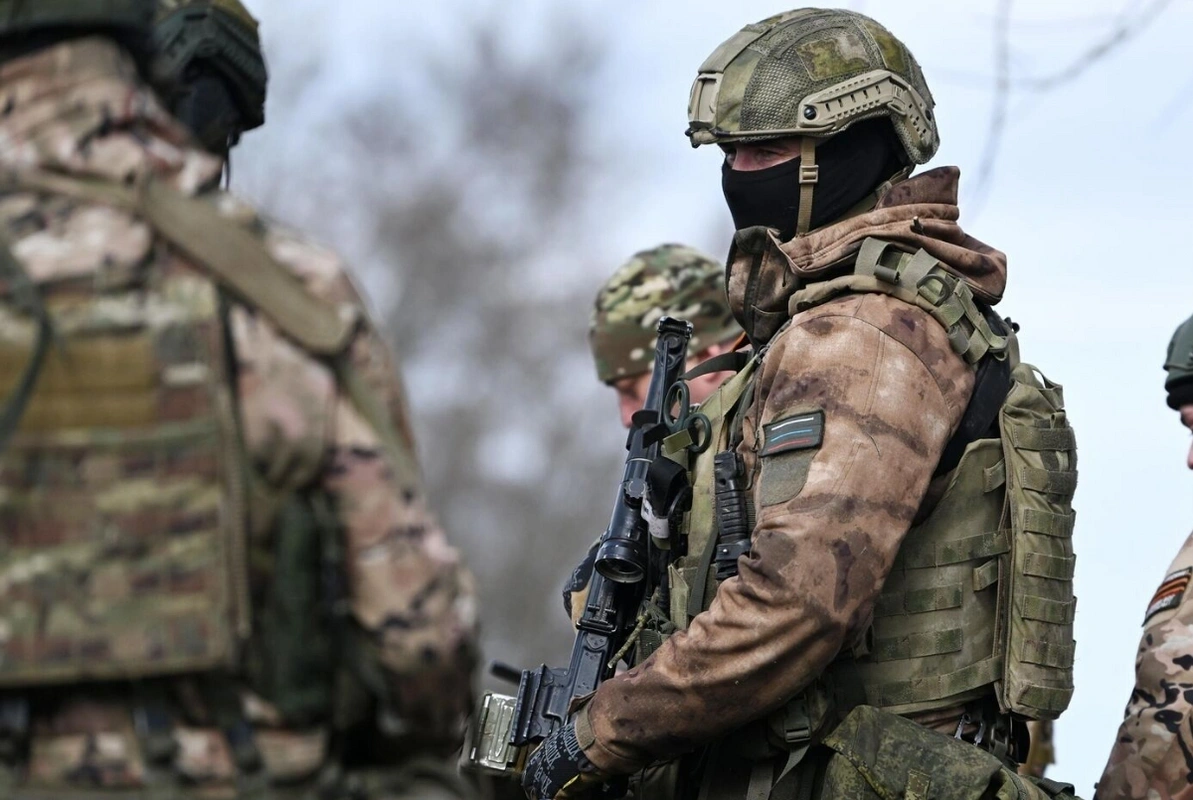 Rusiya ordusu Donetskdə iki yaşayış məntəqəsini nəzarətə götürdü