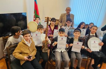 Bu gün Gənclər Günü münasibətilə Ədalət Partiyasının qərargahında musiqili-bədii tədbir təşkil olunub