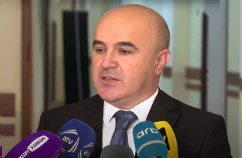 Dollar zəifləyir: Pulumuzu hara yatıraq? – İqtisadçıdan açıqlama