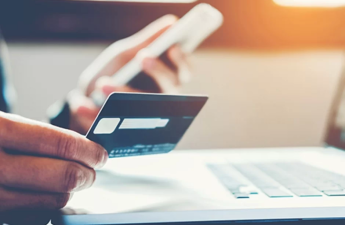 Başqasının kartına səhvən göndərilən pulu necə almaq olar?