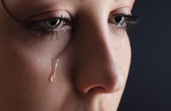 Göz yaşları ruhun dərmanıdır: Həftədə 2 dəfə ağlamağın faydalı olmasının 6 inandırıcı səbəbi 