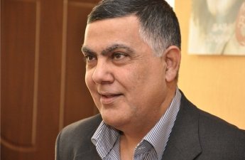 Nizami sünnidir, Nəsimi kafir? - Elbəyi Həsənli YAZIR