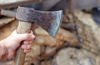 Cəlilabadda yeniyetmələrin baltalanmasının təfərrüatı - Qardaşının arvadından qisas almaq istəyib