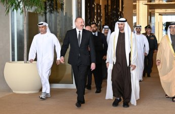 Ильхам Алиев прибыл в ОАЭ-ФОТО