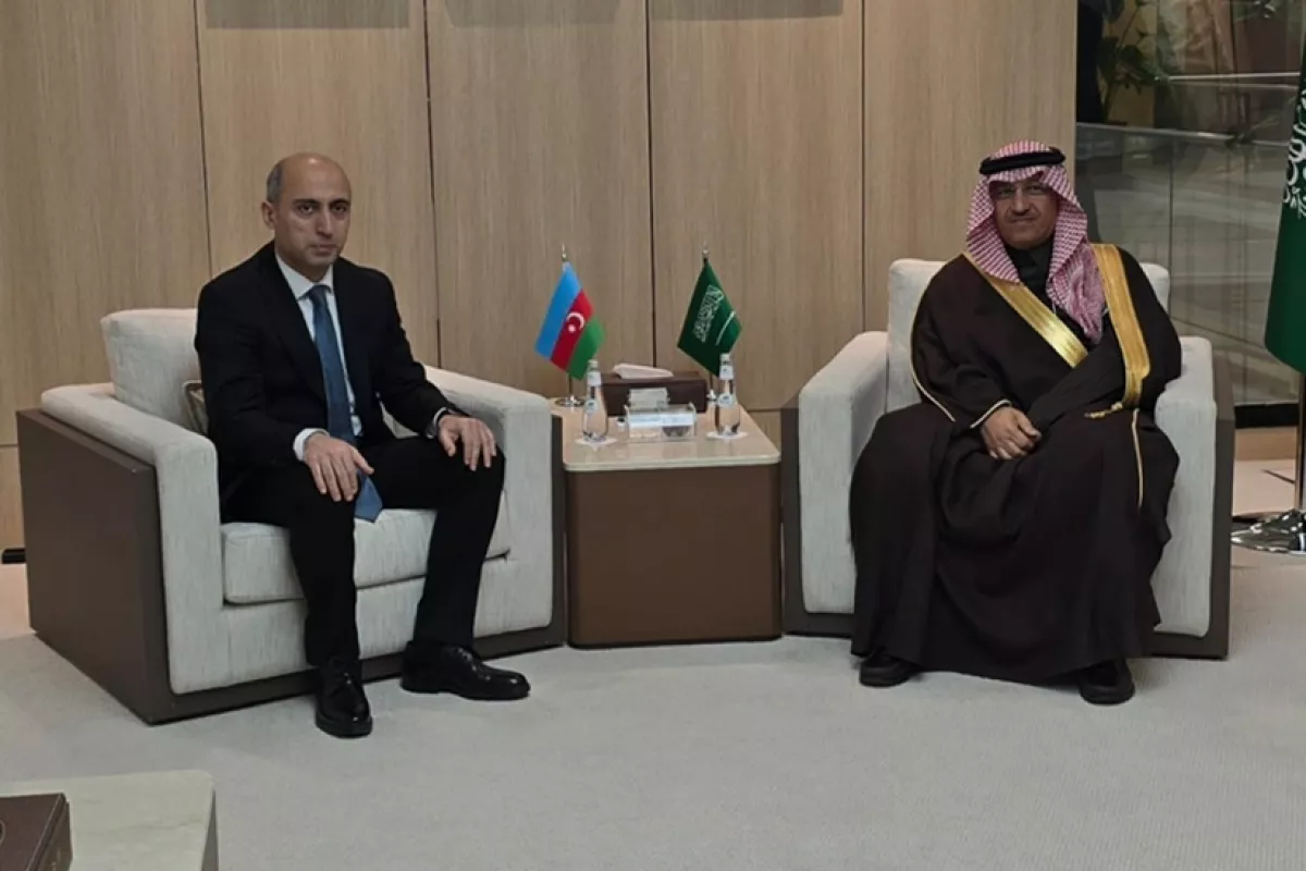 Эмин Амруллаев встретился с министром образования Саудовской Аравии