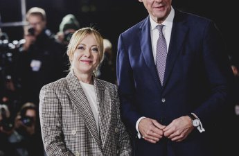 Мерц предпочел Мелони Макрону