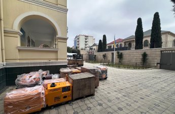 Азербайджан отправил Украине новую партию гуманитарной помощи