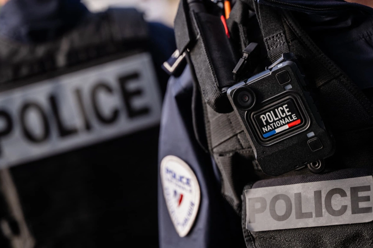 СМИ: Во Франции 14-летний ученик напал на учительницу с ножом