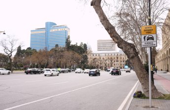 Avtobus zolaqlarında yeni minib-düşmə yerləri yaradıldı - FOTOLAR