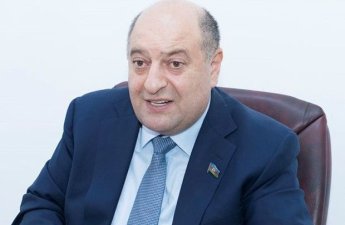 “Azərbaycan insanı bu gün dünənkindən yaxşı yaşayır” – Deputat yoxsulluqdan danışdı