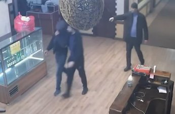 В Баку женщина организовала похищение своего знакомого и вымогательство