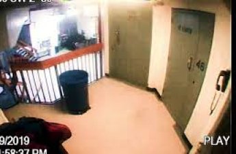 ФБР заметило таинственную фигуру у камеры Эпштейна в ночь его смерти