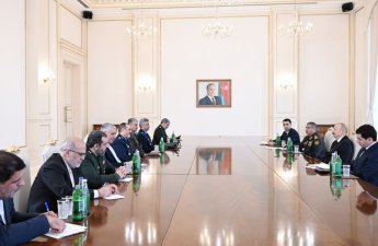 İlham Əliyev İranın müdafiə və silahlı qüvvələrə dəstək nazirini qəbul edib - FOTOLAR