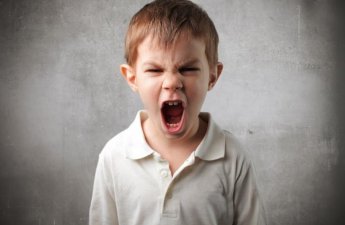 Son vaxtlar uşaqlar niyə zorakılığa yönəlir? – Psixoloq səbəbləri AÇIQLADI 