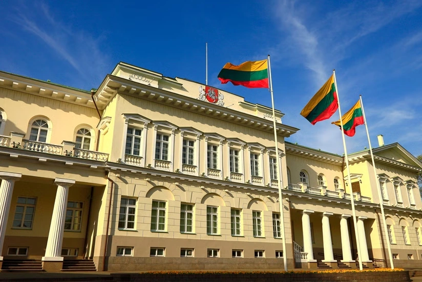 Литва вручила послу России ноту протеста из-за атак на объекты и население Украины